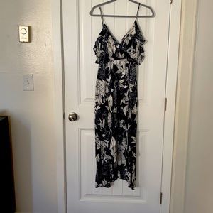 Black and white off the shoulder spaghetti strap dress